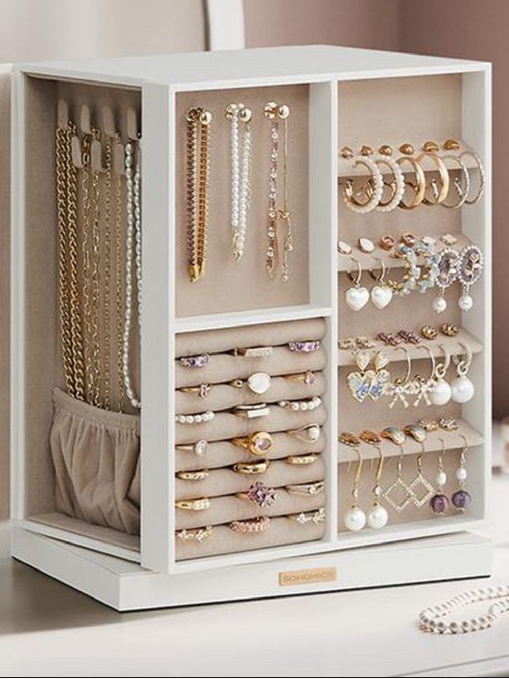Rotating 360° White Jewelry Box
